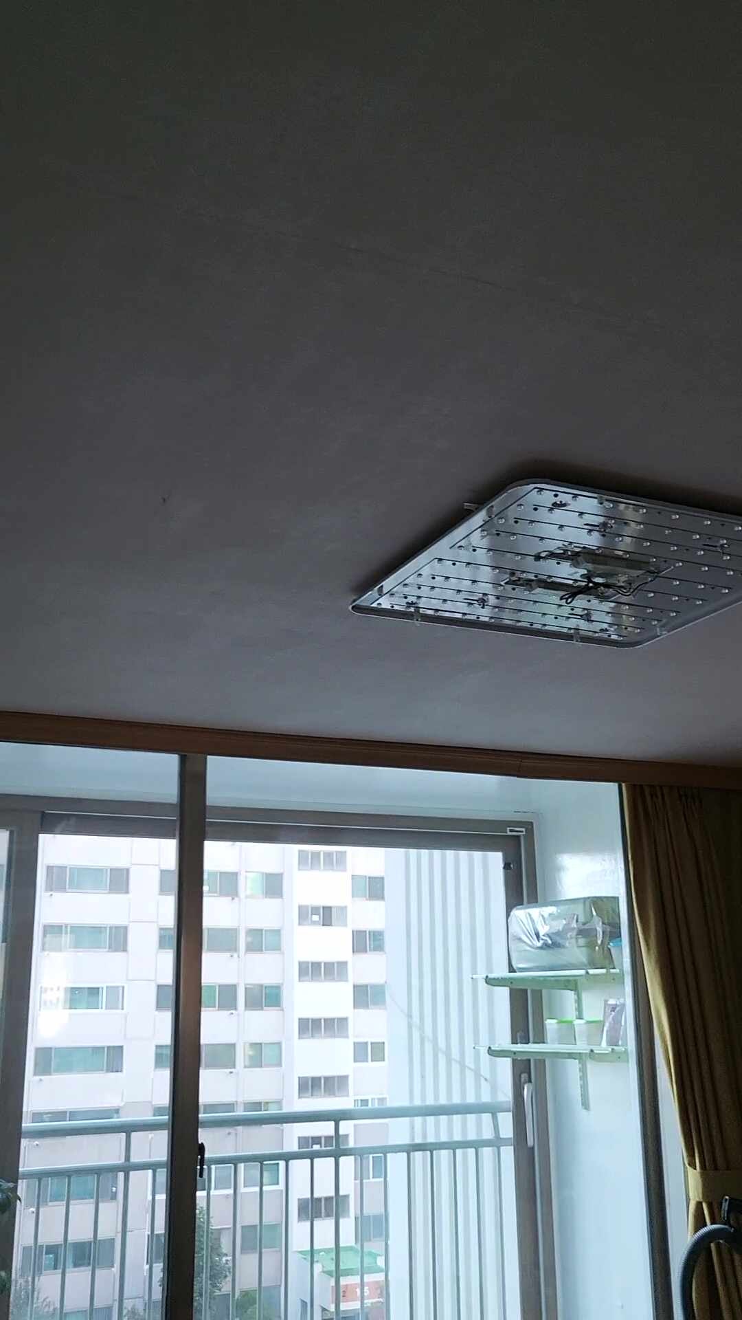 거실 LED전등? 교체하기!!
