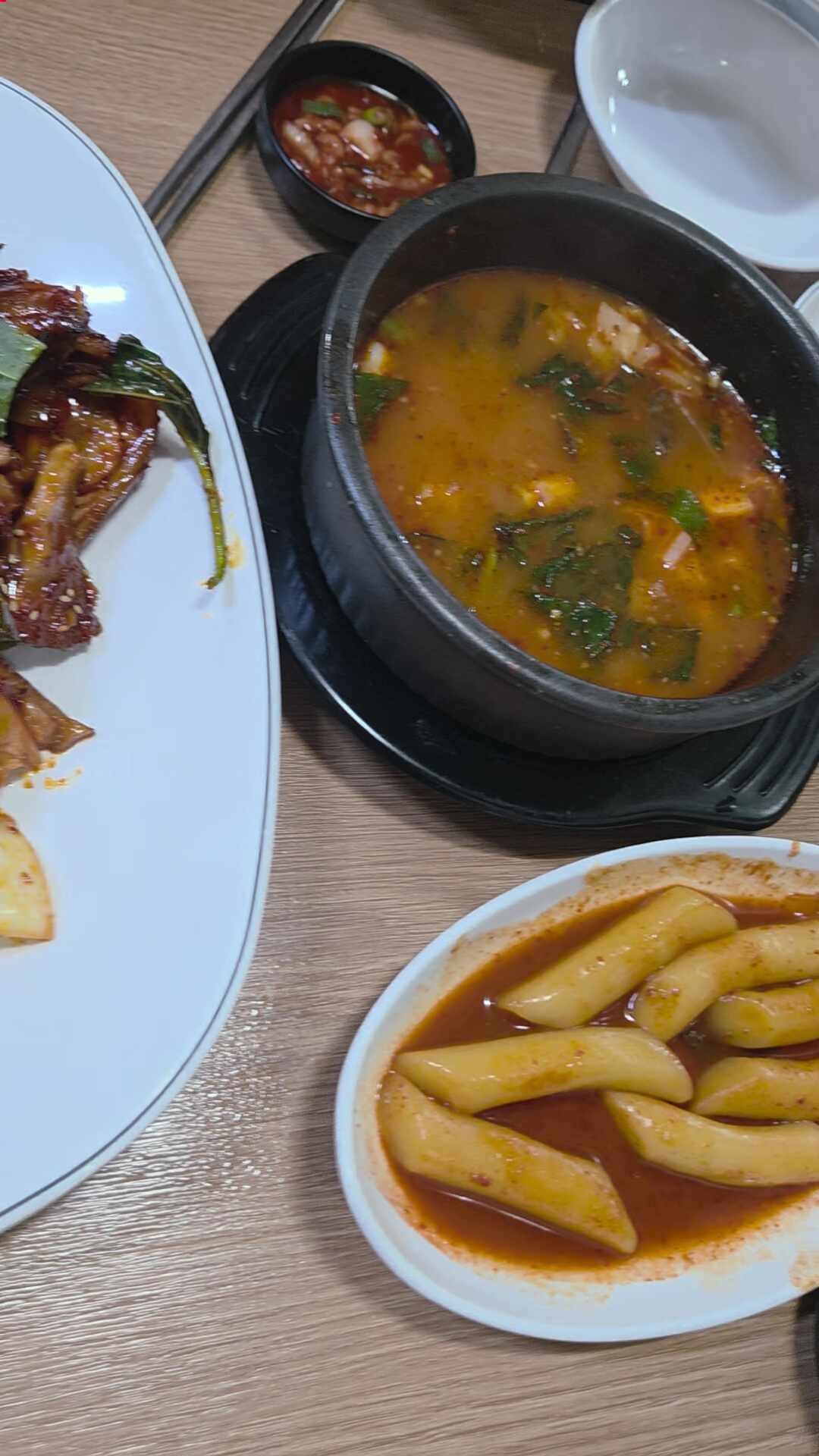 공덕족발거리 맛집 마포유가 궁중족발｜옛날 족발과 서비스 순대·떡볶이·순댓국