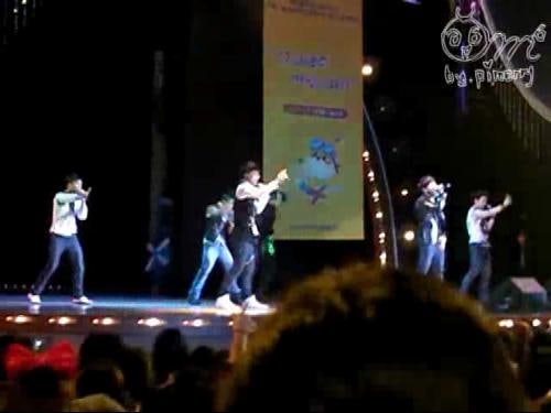 파릇파릇한 롯데월드 에서 만난 투피엠(옥택연 스캔들도 나옴) 2pm!! cbs 라디오 090613 공개방송