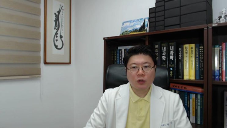  잘 낫지않는 등통증 어깨통증의 원인