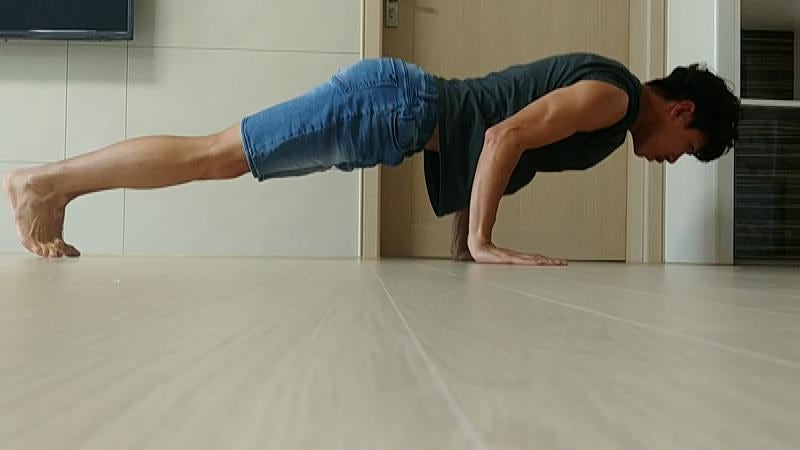 김무열 팔굽혀펴기로 유명한 무빙 푸쉬업 강좌!!