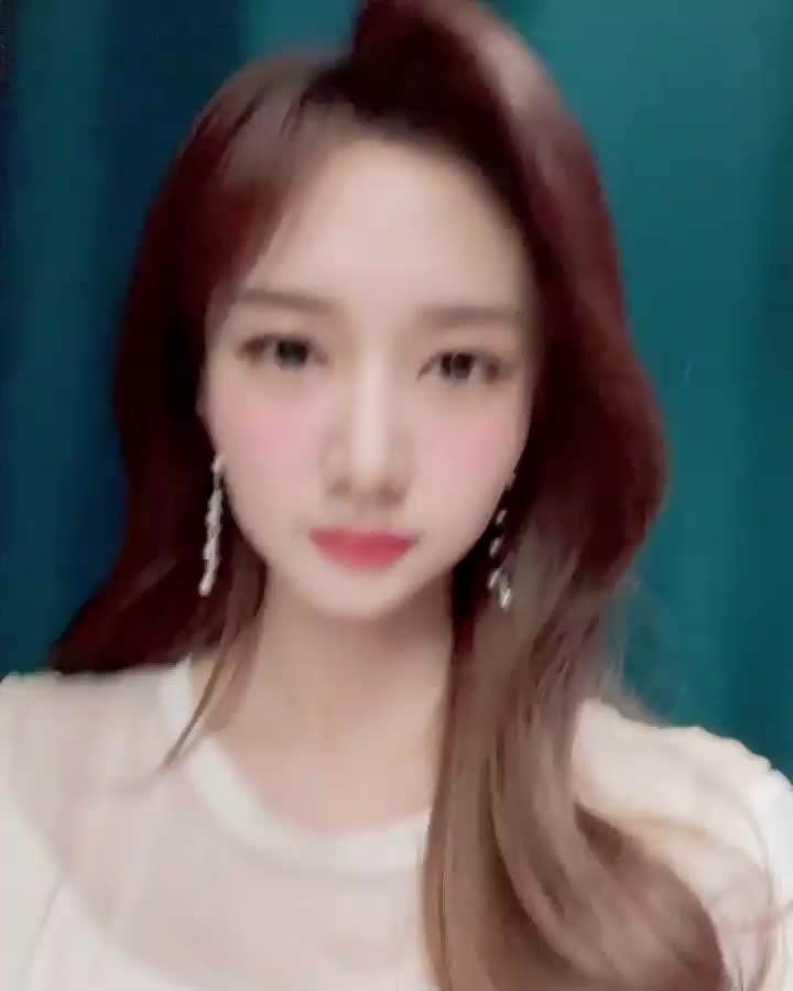 윤수빈 아나운서 비키니 수영복 인스타 대학 담원 LCK 위클리코멘터리 입커 리본누나 몸매
