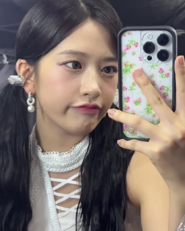 아이브 안유진 다리 키 단발 배경화면 나이 몸무게 가요 대제전 집안 사진 몸매 인스타