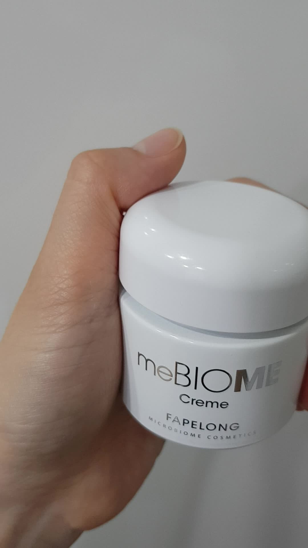 SmartStore review media