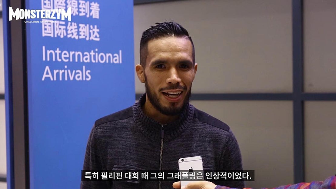 [UFC] 남의철 상대! 마이크 데 라 토레 인터뷰 - 네이버 TV