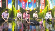내 인생 망치러 온 구원자들 ‘투모로우 바이 투게더’의 ‘어느날 머리에서 뿔이 자랐다’