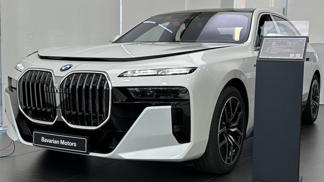 24년식 BMW 740i M 스포츠 xDrive 리미티드 - 네이버 TV