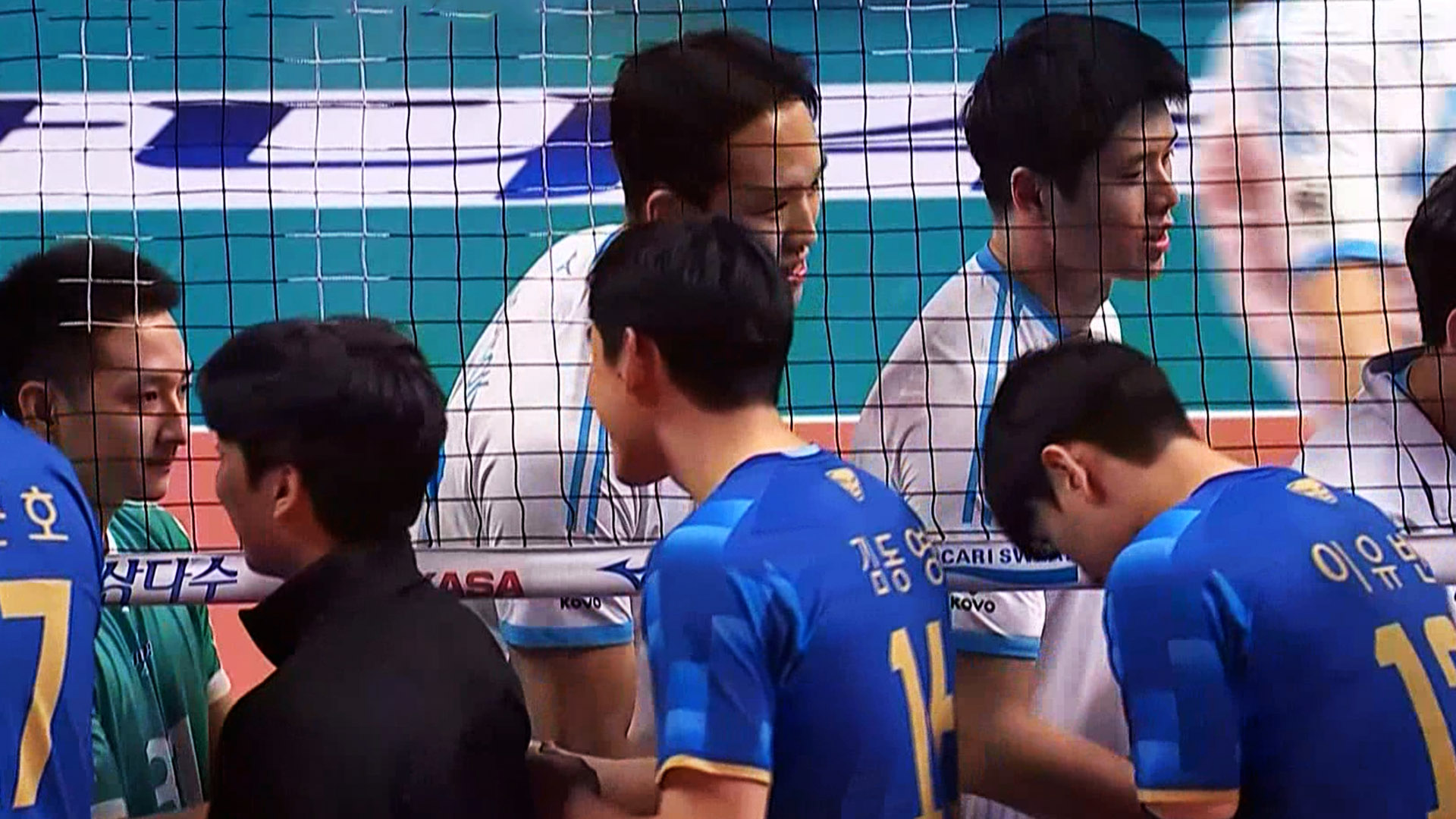 '거침없는 질주' 우리카드 잡으며 9연승을 달리는 대한항공!