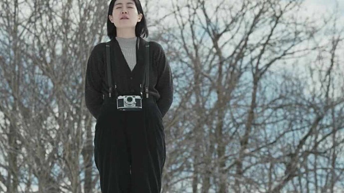 A Film Reinterpreting Two Original Works Capturing Summer and Winter