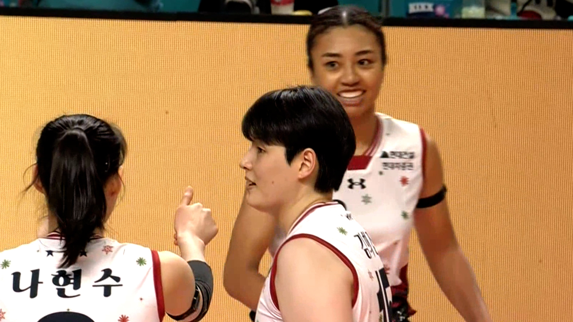 '4연승' 현대건설, GS칼텍스 원정에서 3-1 승리!