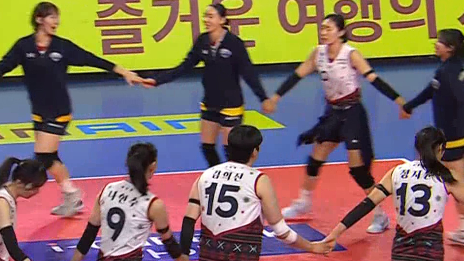 '파죽의 6연승' 현대건설, 선두 1점 차 추격