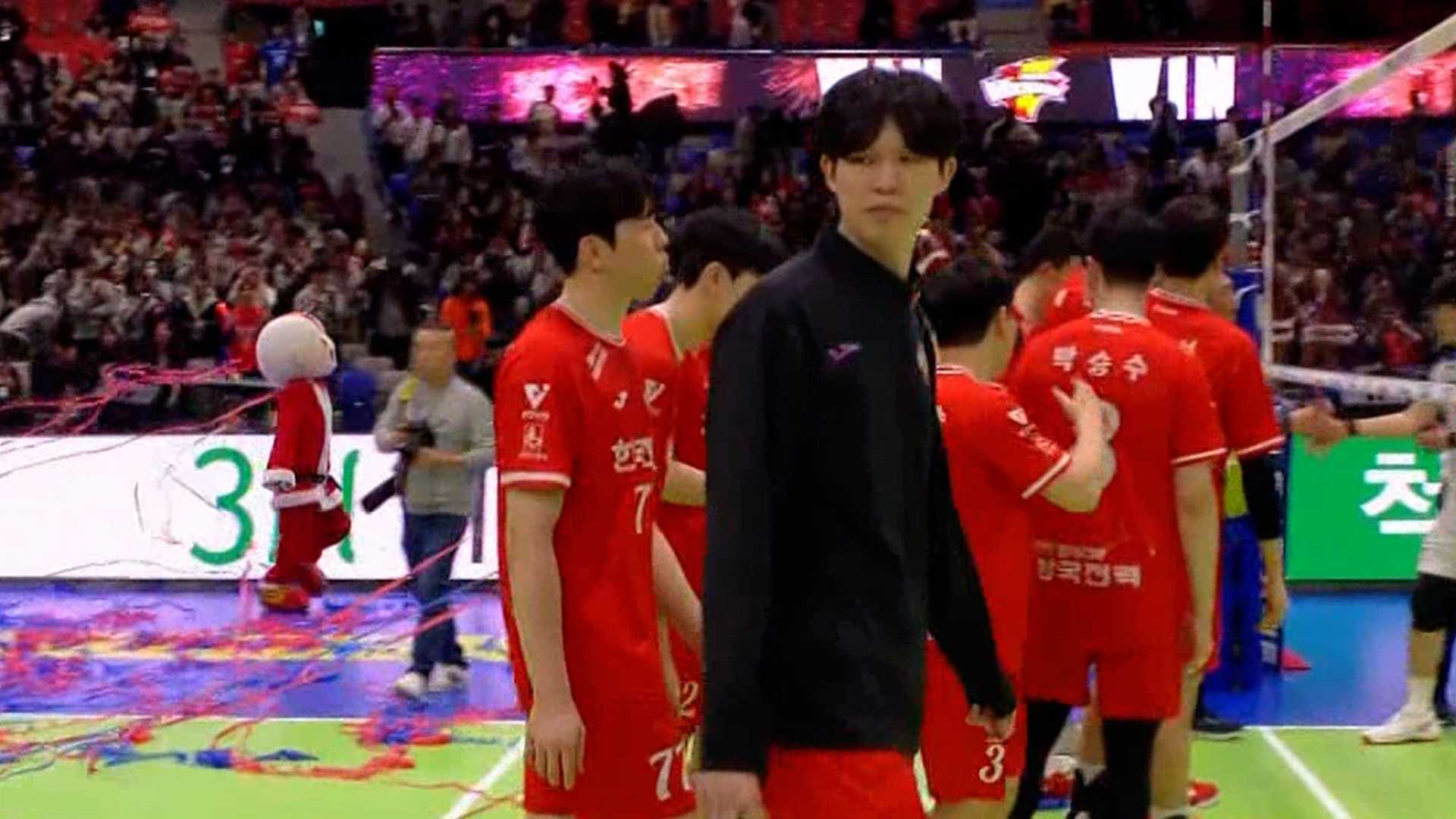 한국전력, 풀세트 접전 끝에 삼성화재 상대로 값진 승리!