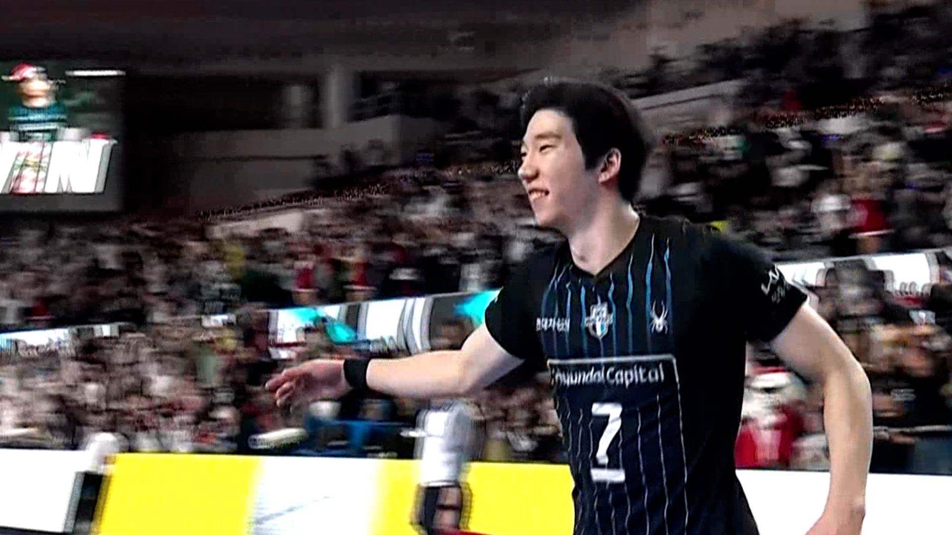 '크리스마스 선물은 연승!' 현대캐피탈, 우리카드 꺾고 2연승!