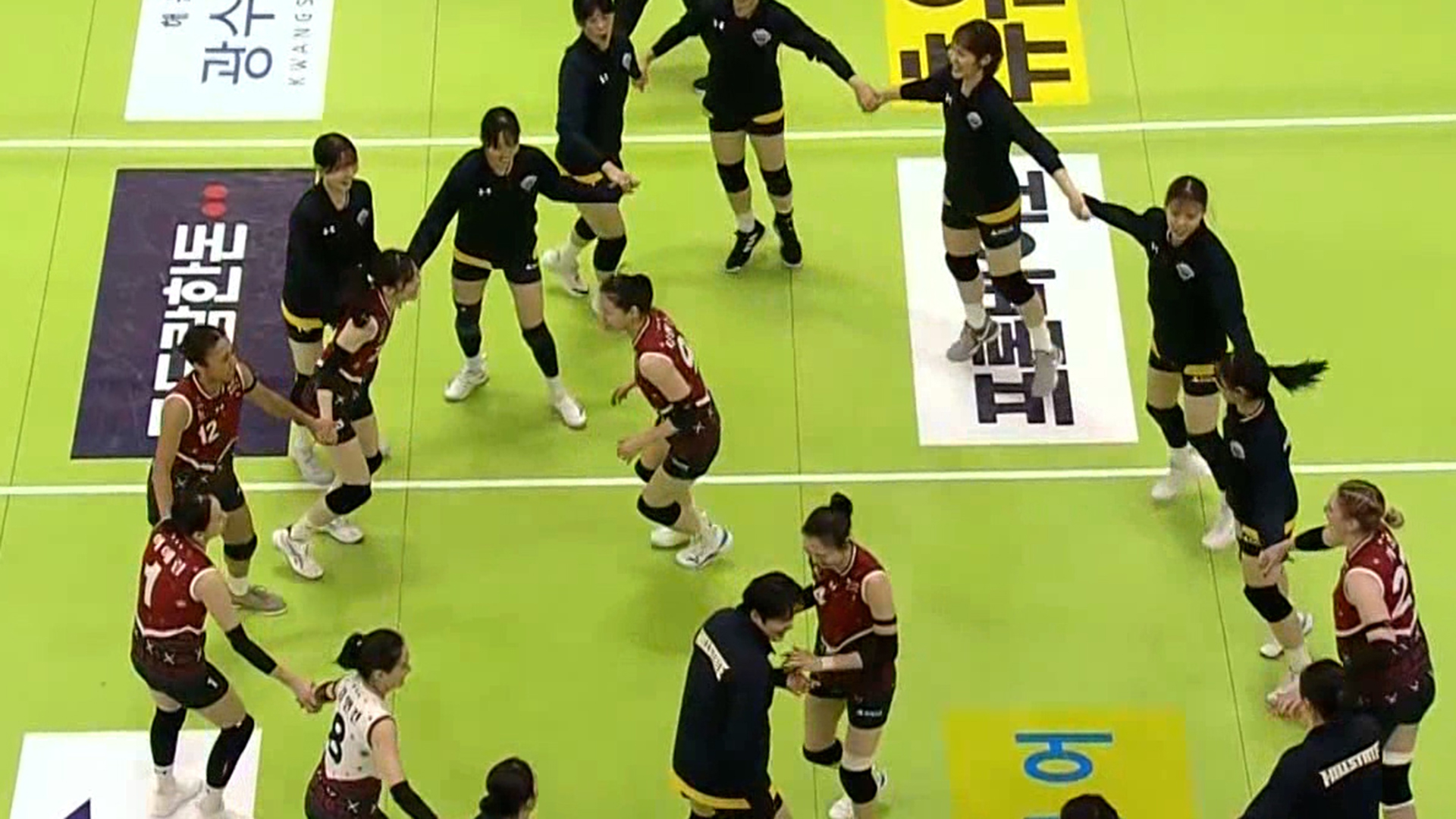 팬들에게 크리스마스 선물을 승리로 보답한 현대건설!