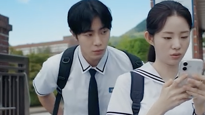 My Girlfriend Who Records Everything [Even If This Love Disappears from the World Tonight]