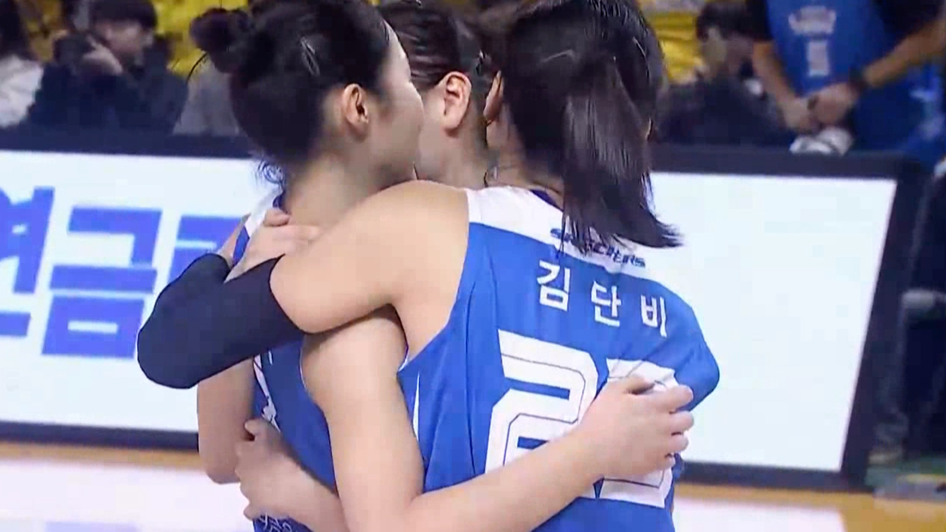 '이민지 3점 9개 폭발!' 우리은행, KB 꺾고 3연패 탈출!