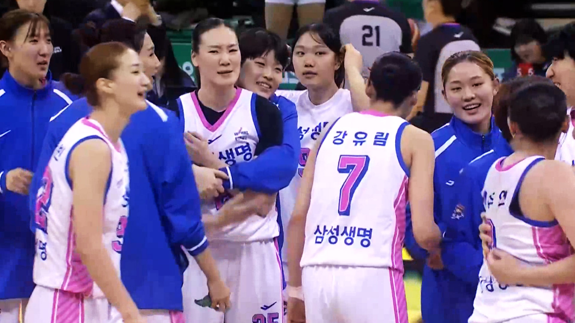 '시즌 첫 연승!' 우여곡절 끝에 하나은행을 잡은 삼성생명!