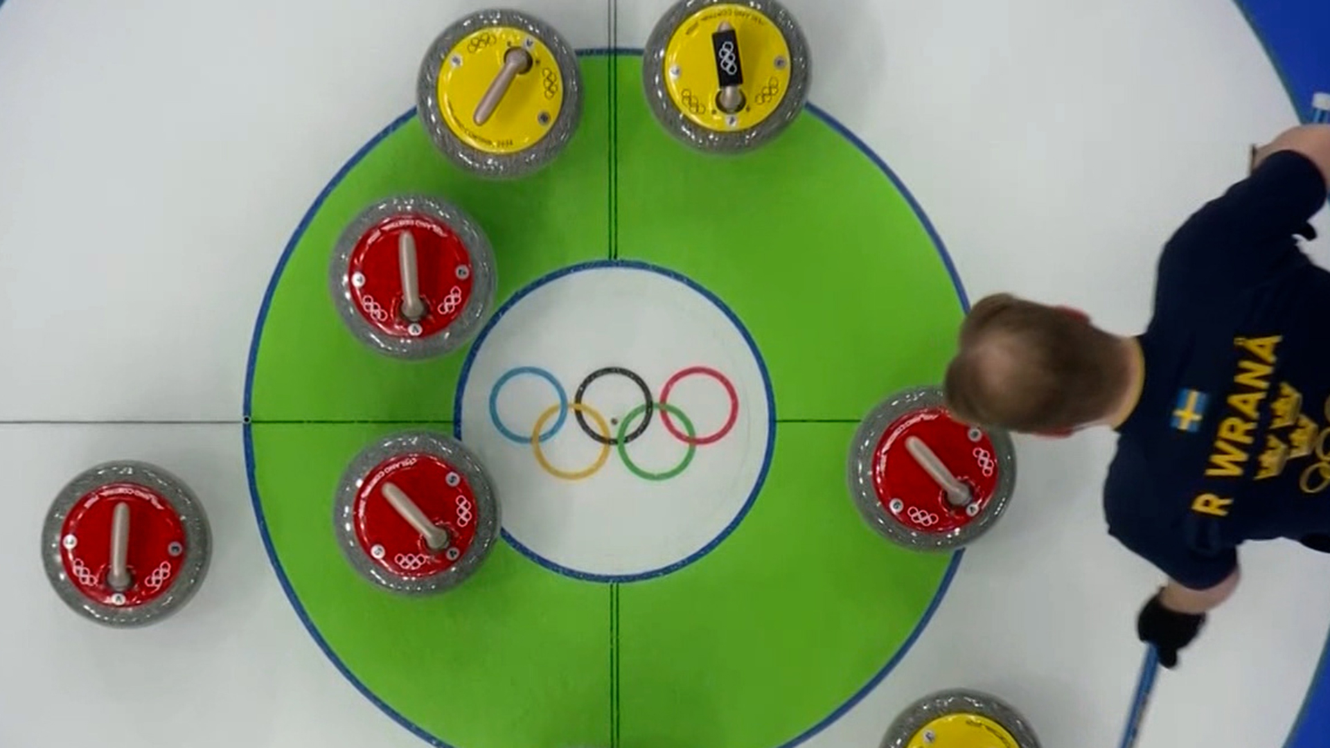 마지막 기회를 놓치지 않고 3점을 챙기는 스웨덴