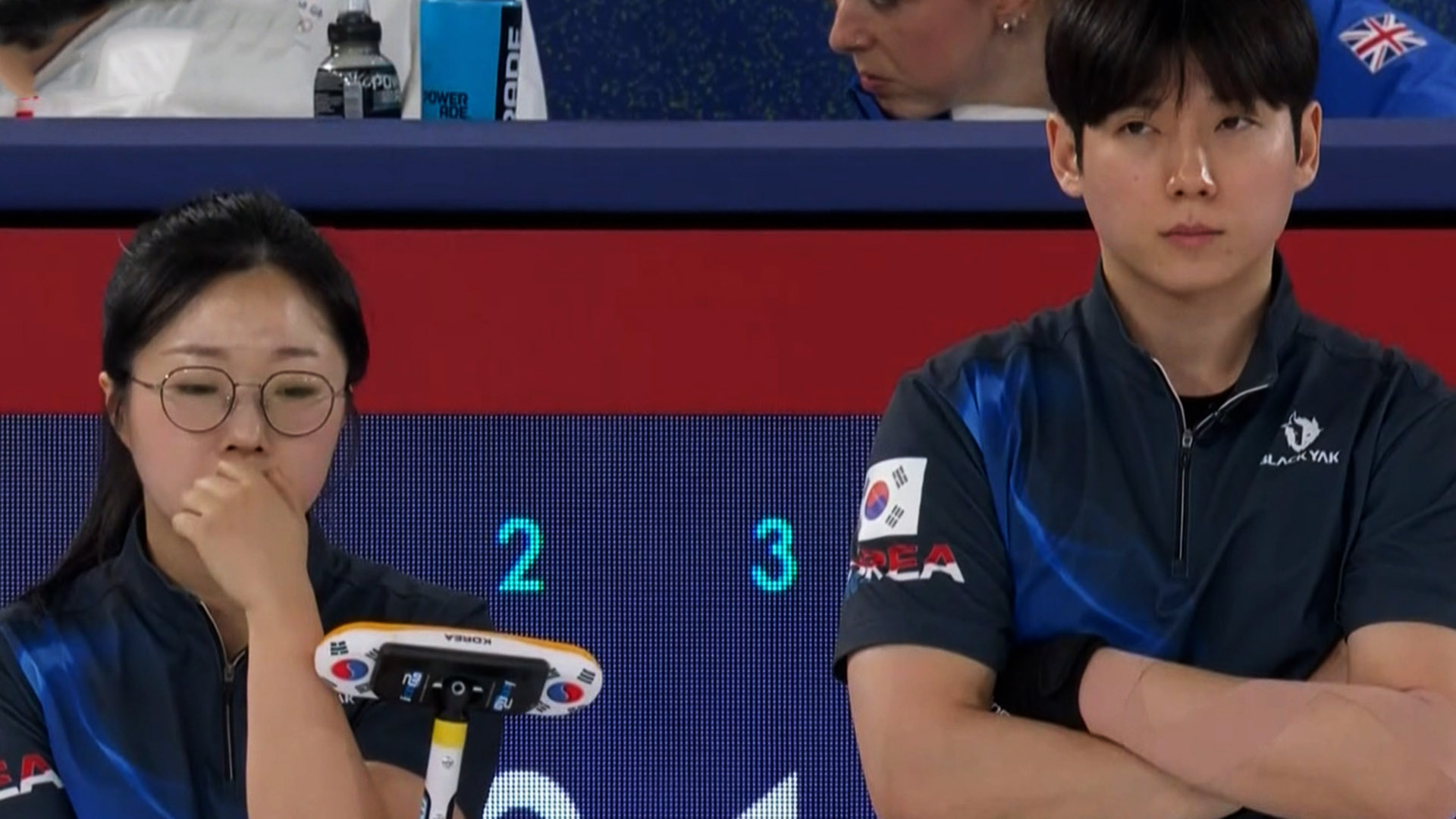 4점을 뒤지며 전반을 마치는 대한민국