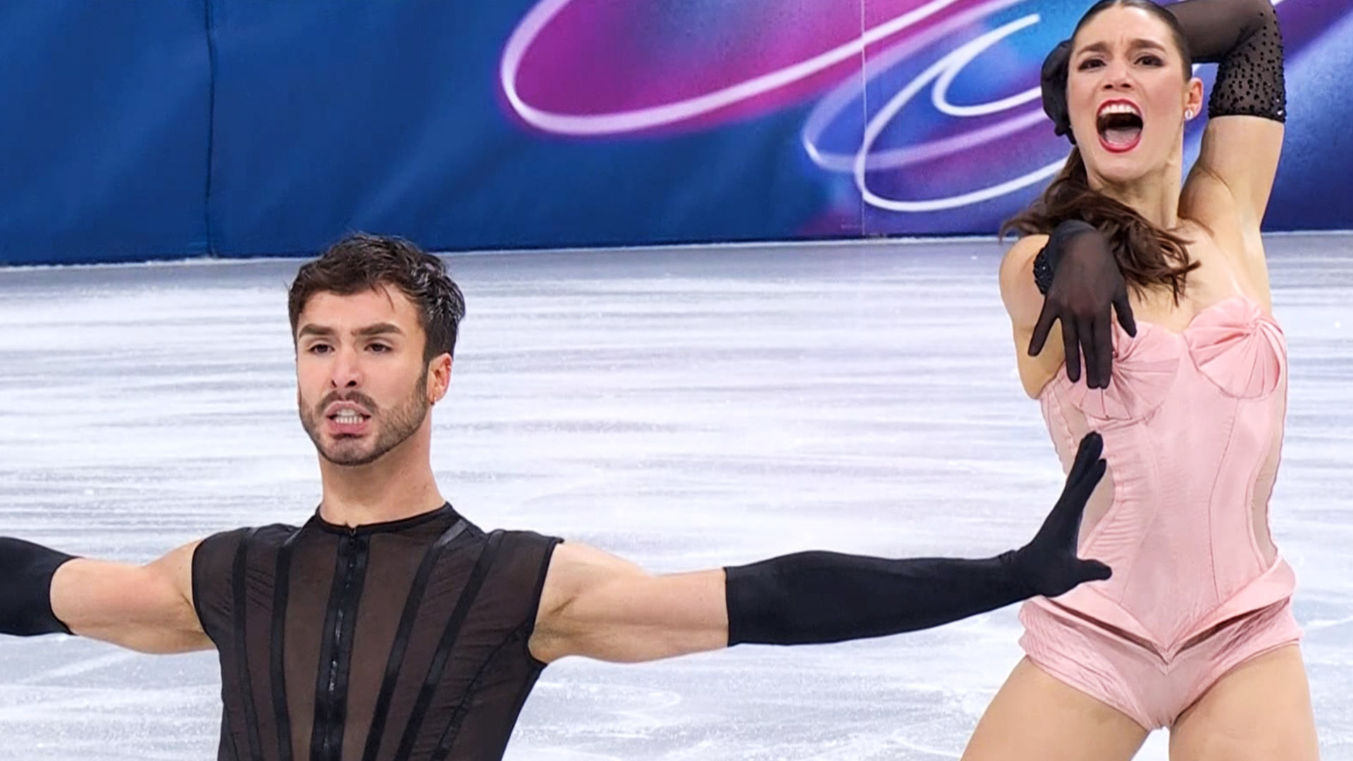 '시즌 베스트!' 진가를 발휘하는 프랑스의 아이스댄스!