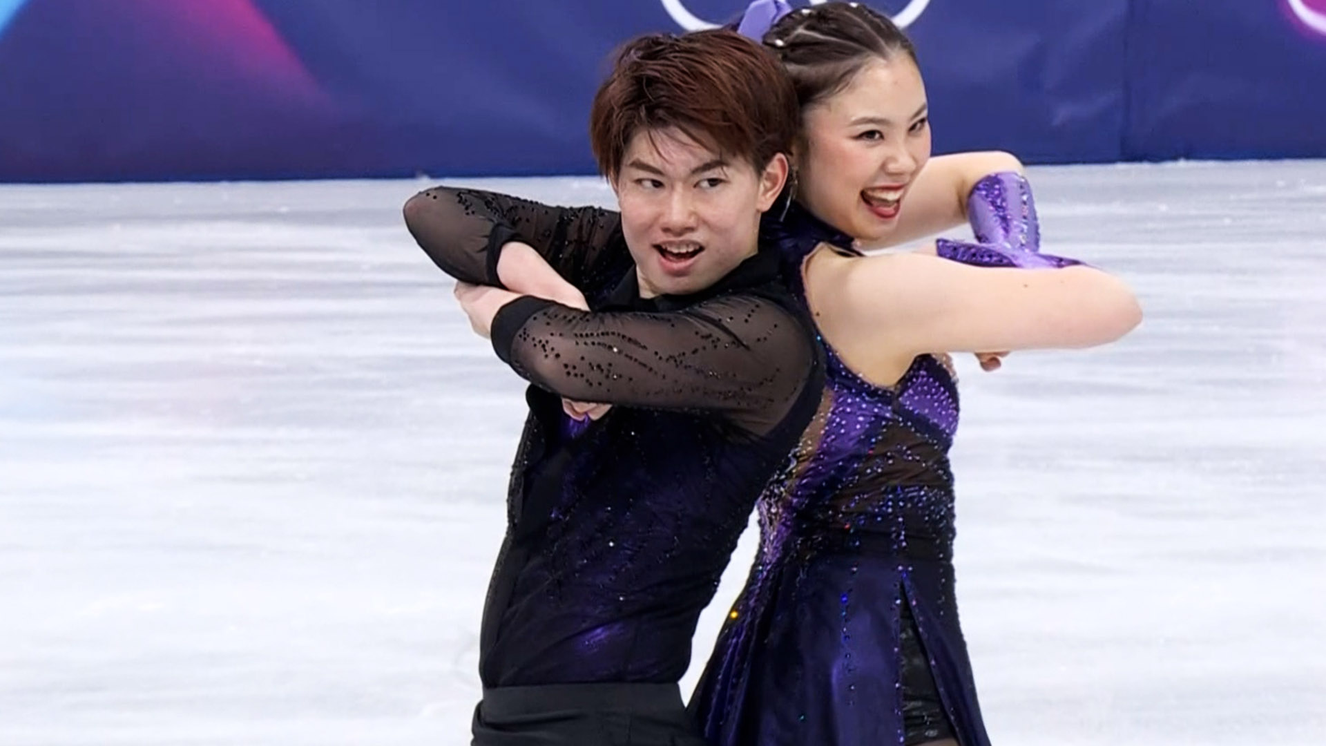 '에너지 넘치는 댄싱!' 일본의 신나는 아이스댄스 무대