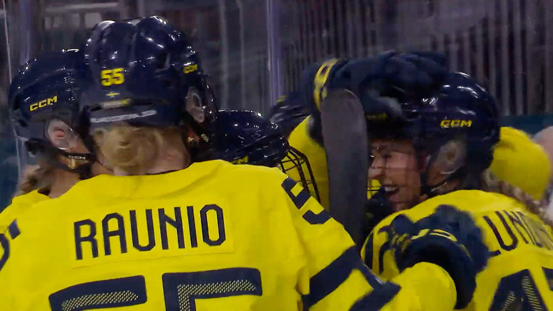 '기막힌 패스 플레이' 역전에 성공하는 스웨덴