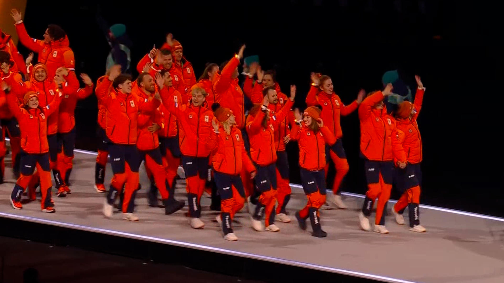 '오렌지색 물결~' 빙속 강국을 증명하려는 네덜란드 선수단 입장