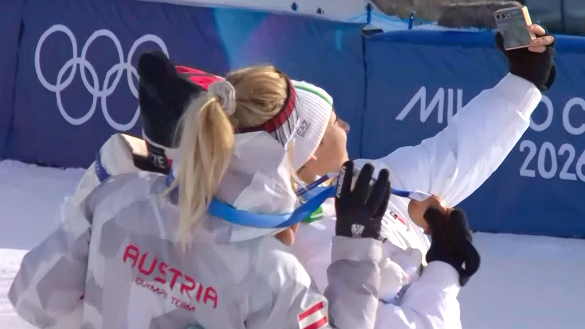 '역대급 이변의 향연' 여자 스노보드 평행 대회전 시상식