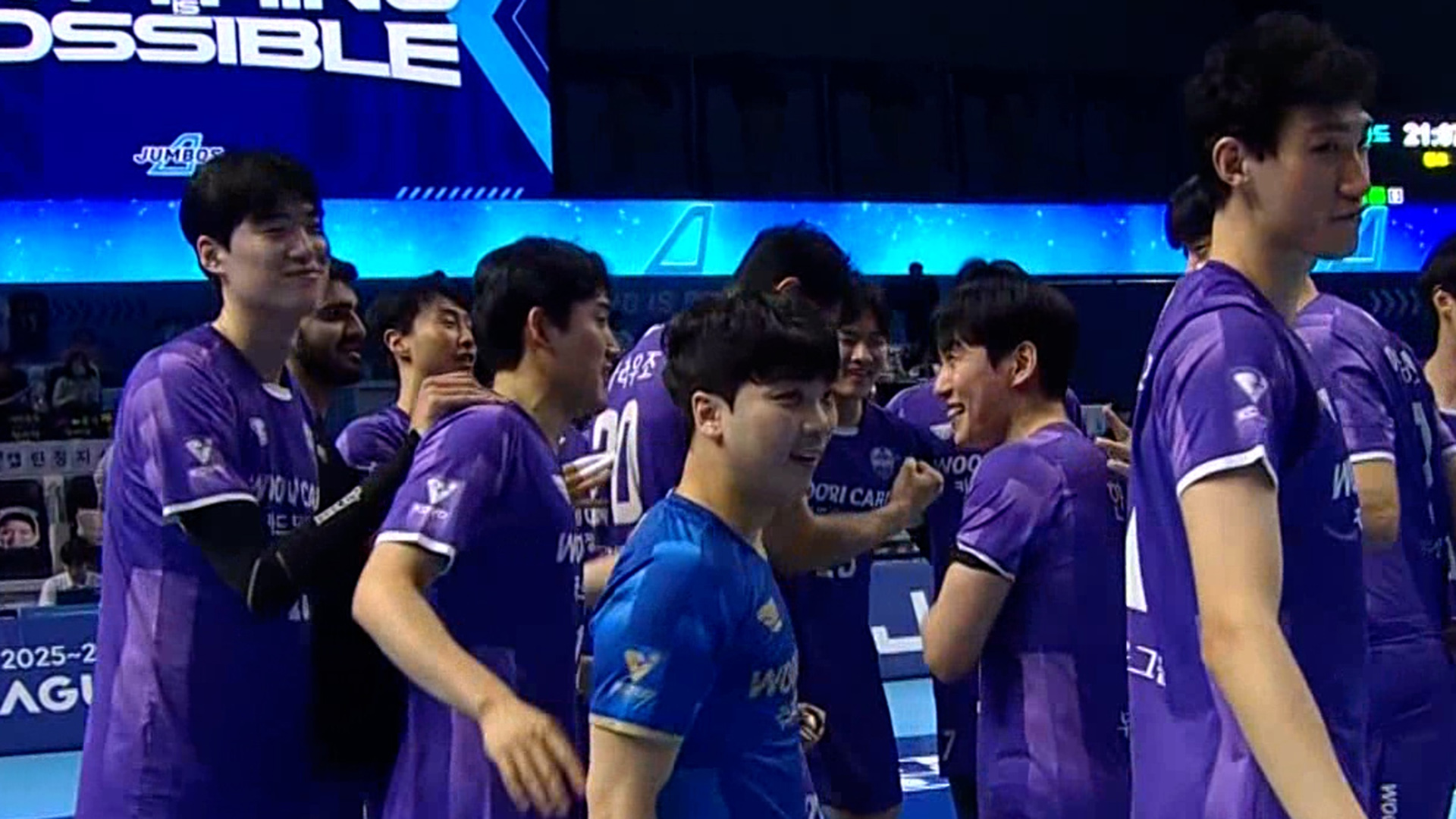 '불붙은 경기력' 우리카드, 1, 2위 연달아 잡으며 연승!