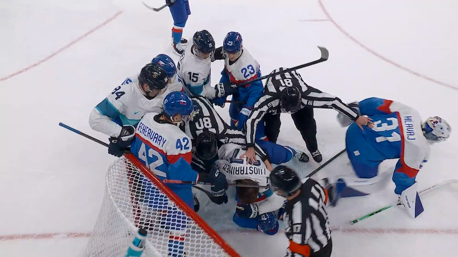 틈만 나면 부딪히는 핀란드와 슬로바키아!