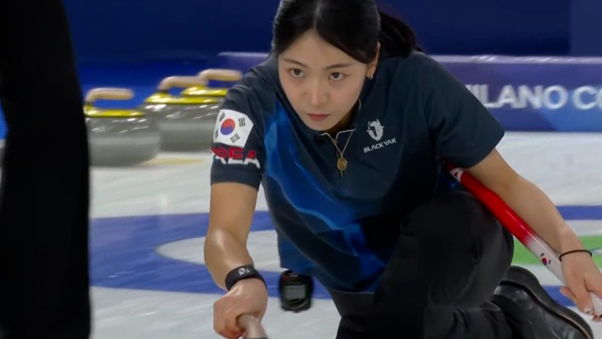 가드를 이용한 김민지의 완벽한 테이크아웃