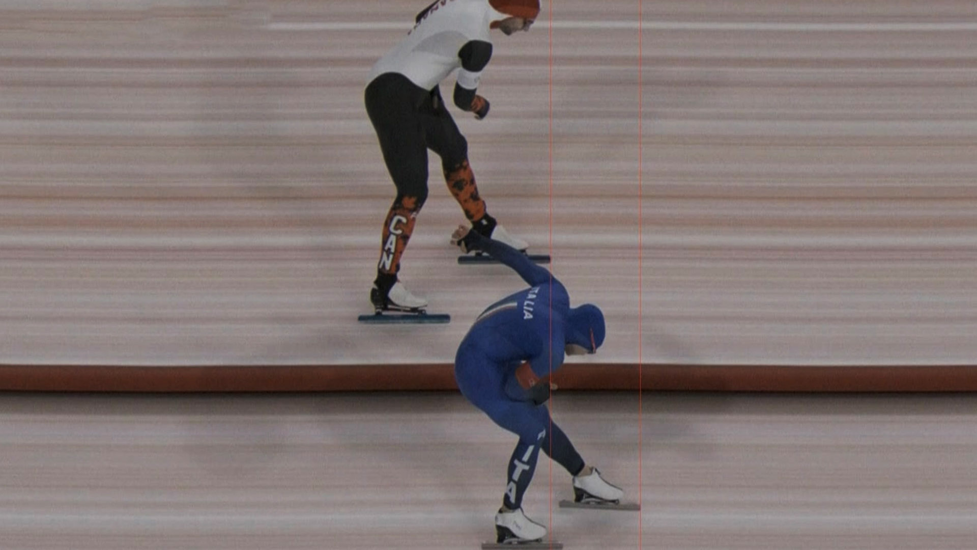 초접전의 레이스를 보여주는 로랑 뒤브레유-다니엘레 디스테파노