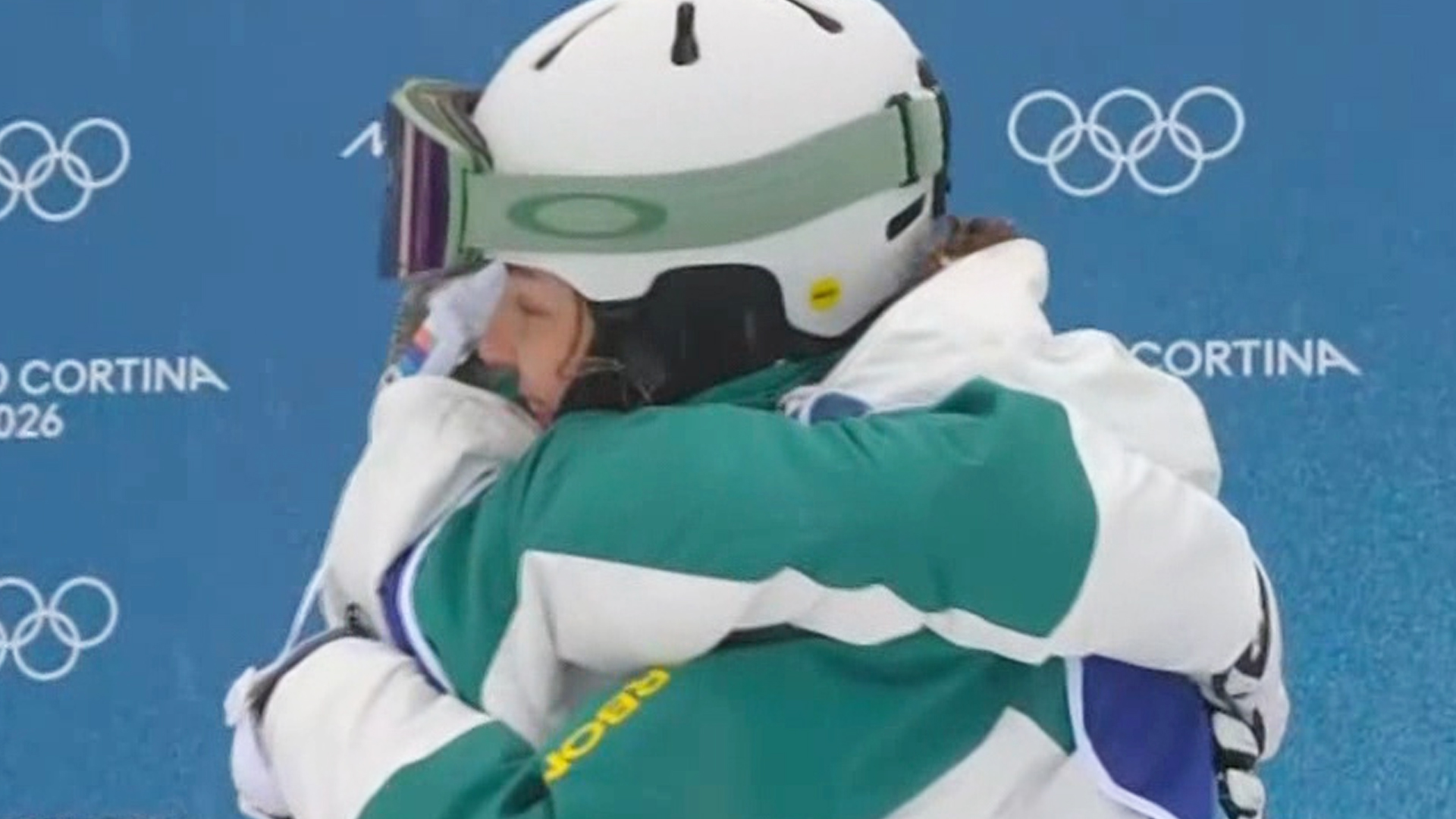 '호주 vs 호주' 넘어지면서 아쉽게 끝난 호주 선수들 간의 대결