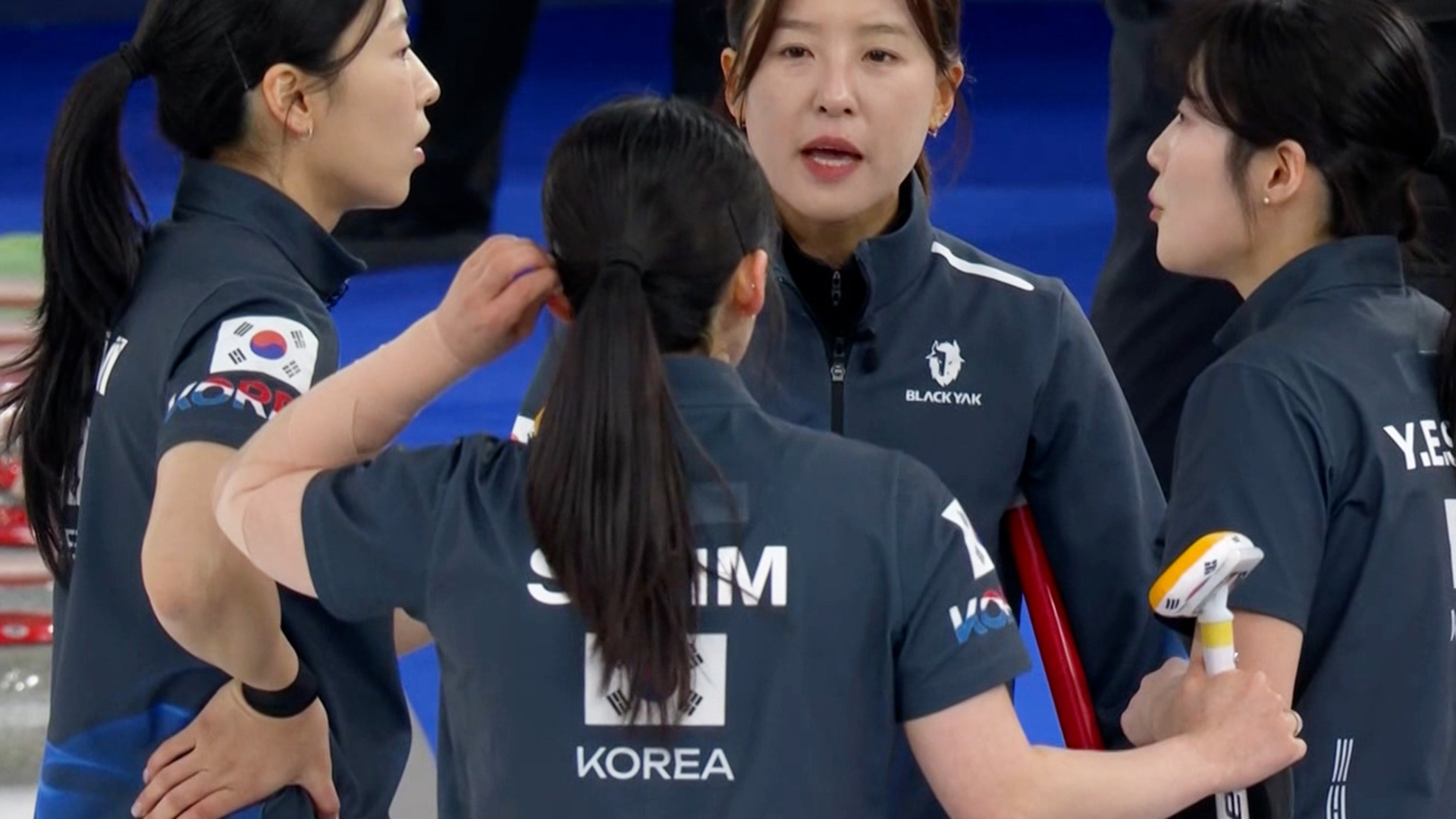 6엔드, 2점 차 추격을 허용하는 대한민국