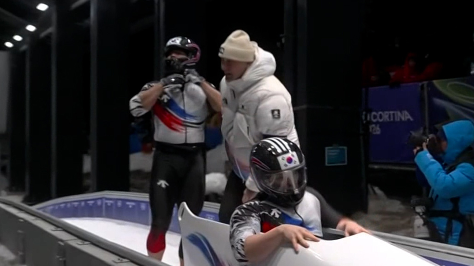 합산 기록 0.21초를 단축하며 마무리하는 김진수-김형근