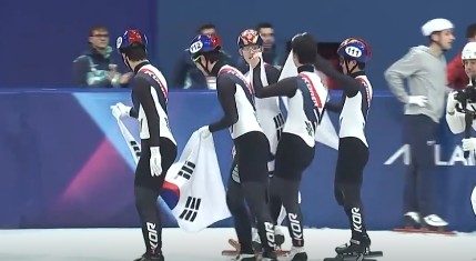 '기쁨의 은메달!' 완벽한 팀워크로 은메달을 안겨주는 대한민국!