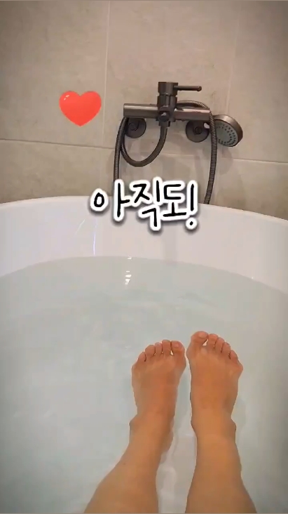Bright Skin Private Scrub Janggi · 動画