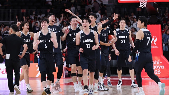 [속보] 한국 남자농구, 개최국 일본 꺾고 12년 만에 아시안게임 금메달