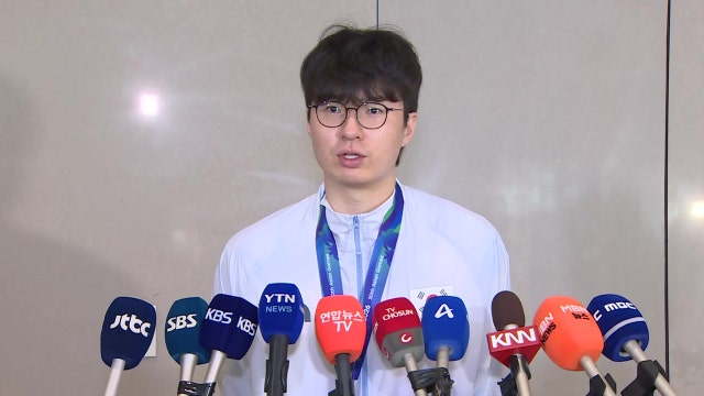 [현장연결] '12년 만의 금메달'...남자 농구대표팀 금의환향
