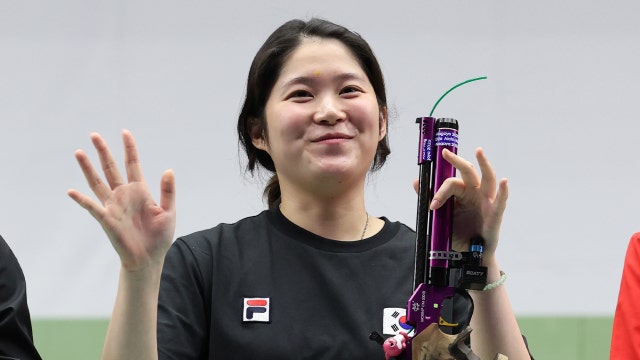 [속보] 추가은, 사격 여자 10m 공기권총 금메달